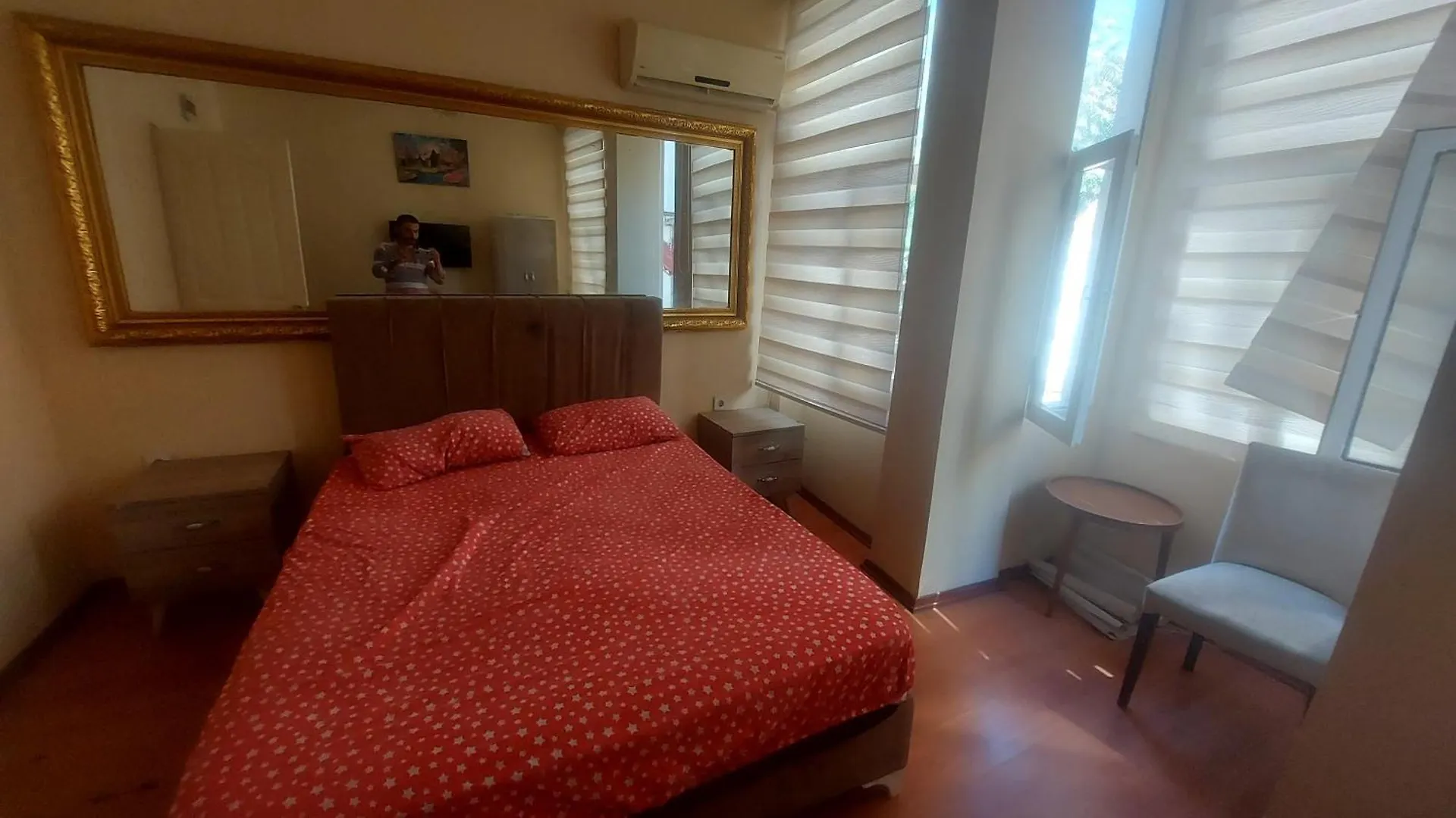 Апарт-отель Taksim Pera Gold Hotel Стамбул